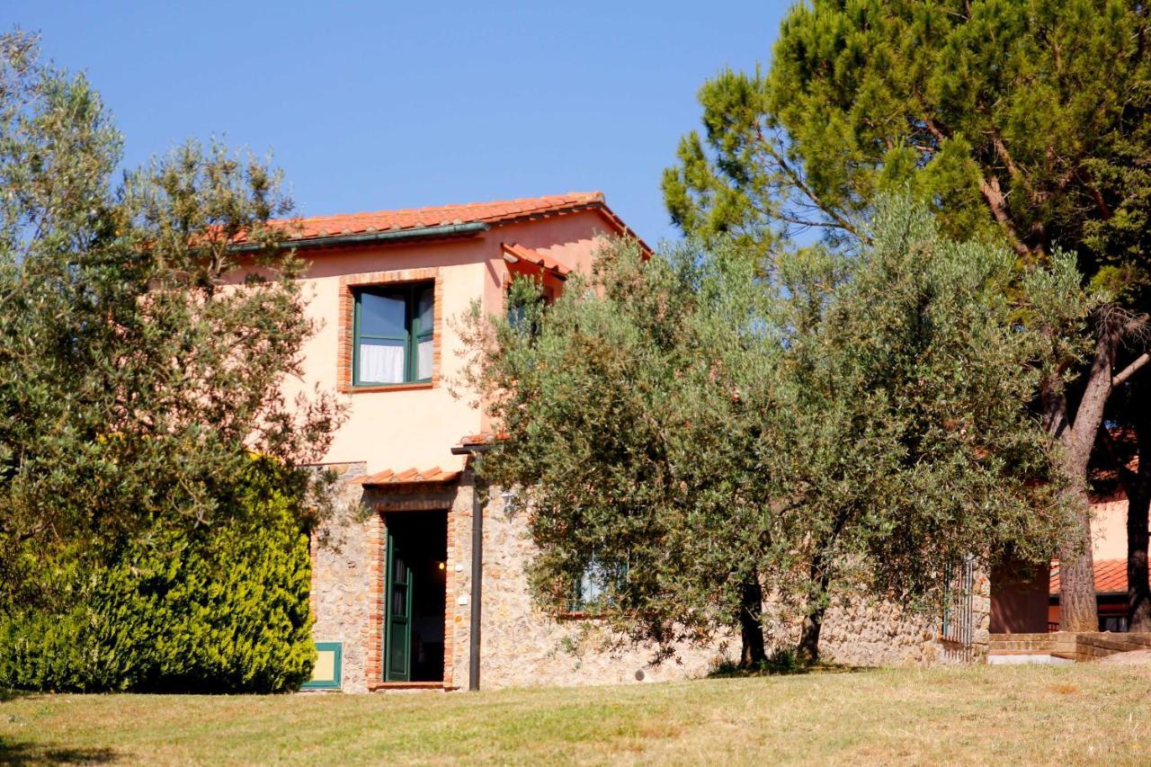 Agriturismo Il Belvedere Country Houses Massa Marittima Buitenkant foto